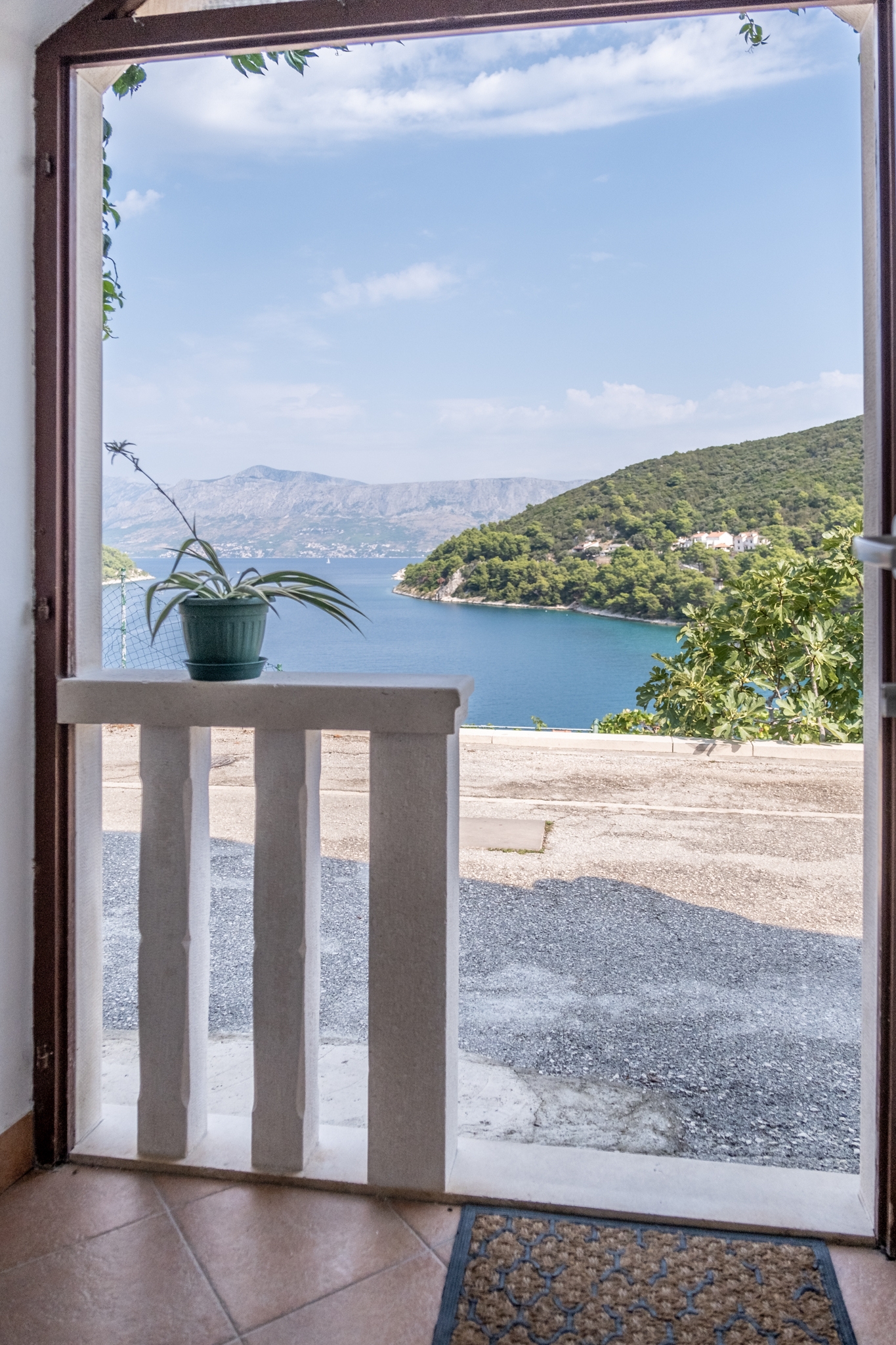Studio flat with terrace and sea view Pučišća, Brač  AS-a