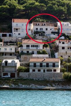 Property Pučišća, Brač, Property 5625 - Apartments near sea with pebble beach.