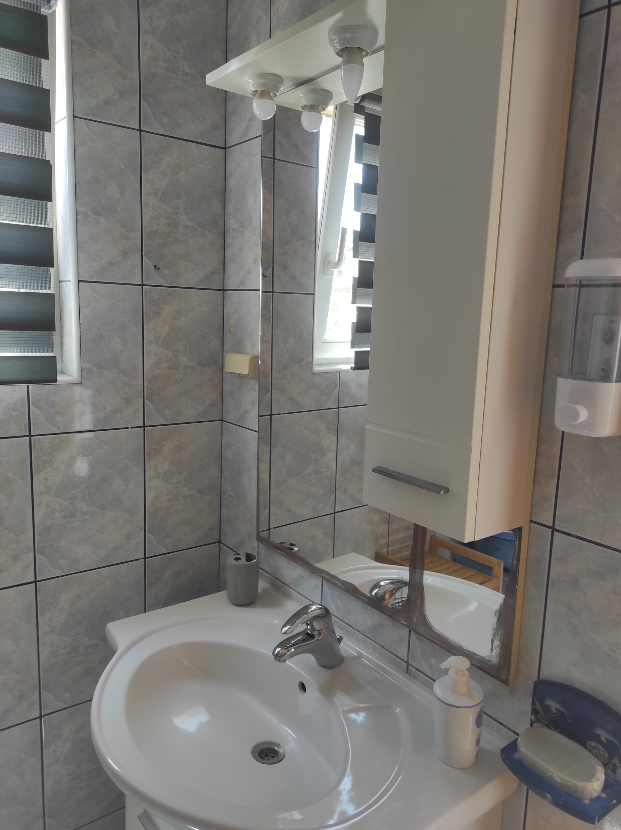 Two bedroom apartment with terrace and sea view Supetar, Brač  A-a
