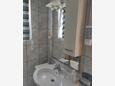 Supetar, Bathroom in the apartment, (pet friendly) and WiFi.