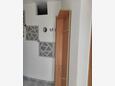 Supetar, Hallway in the apartment, (pet friendly) and WiFi.