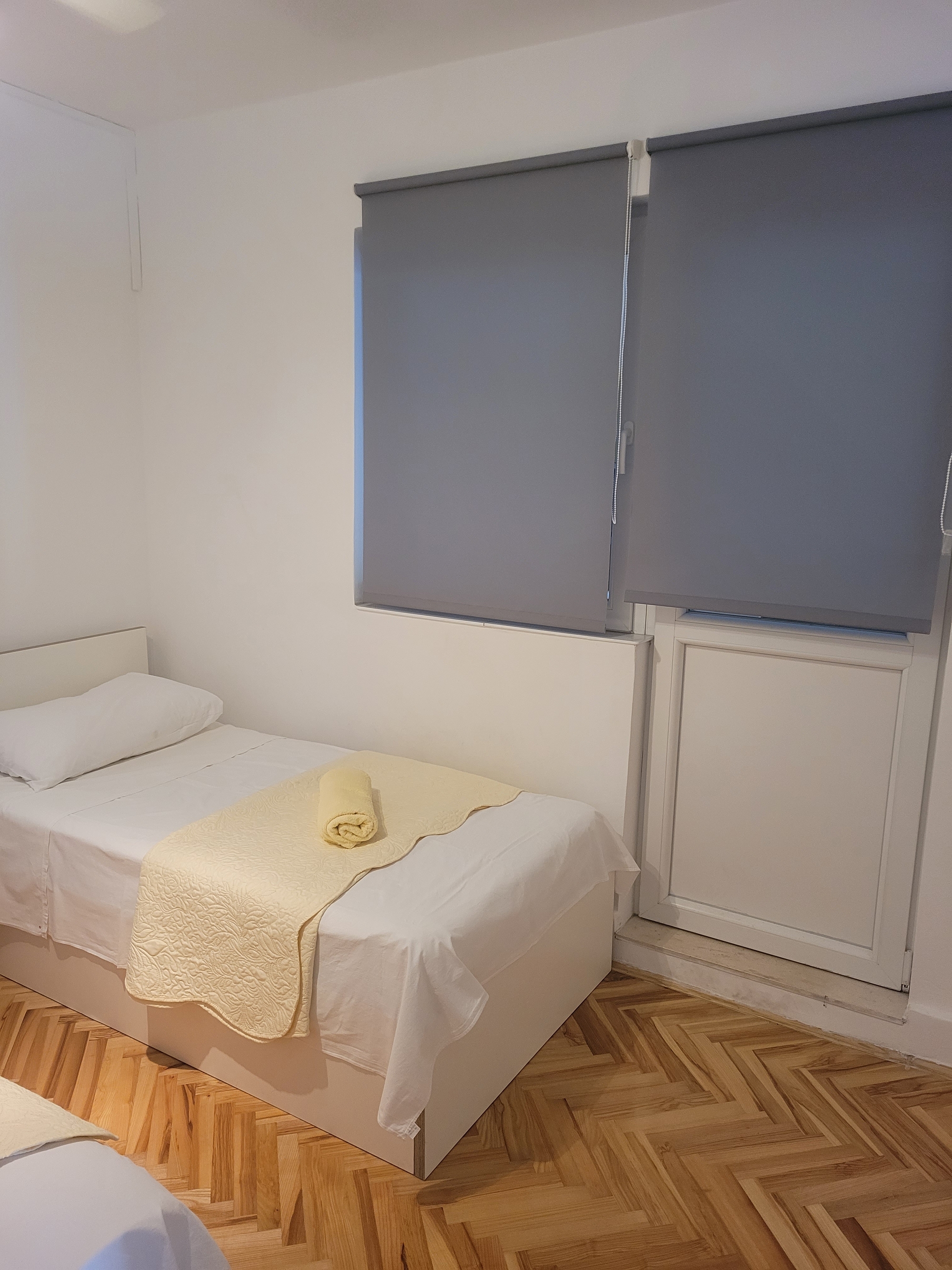 Two bedroom apartment with terrace Sutivan, Brač  A-a