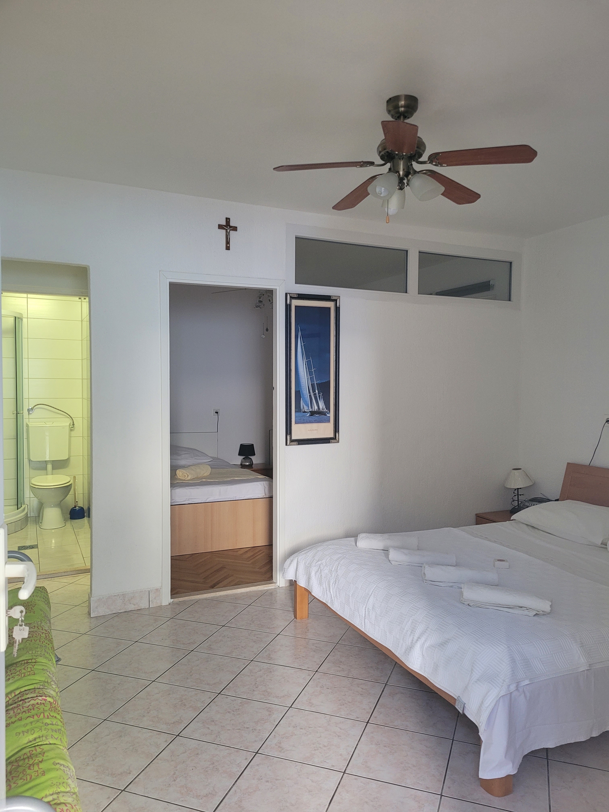Two bedroom apartment with terrace Sutivan, Brač  A-a