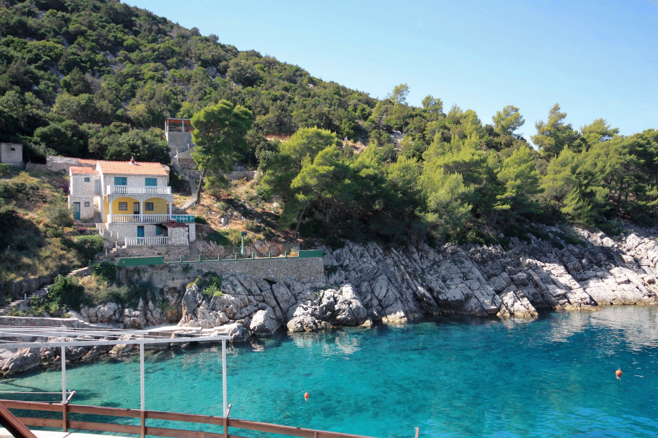Three bedroom apartment near beach Cove Pobij, Hvar  A-a