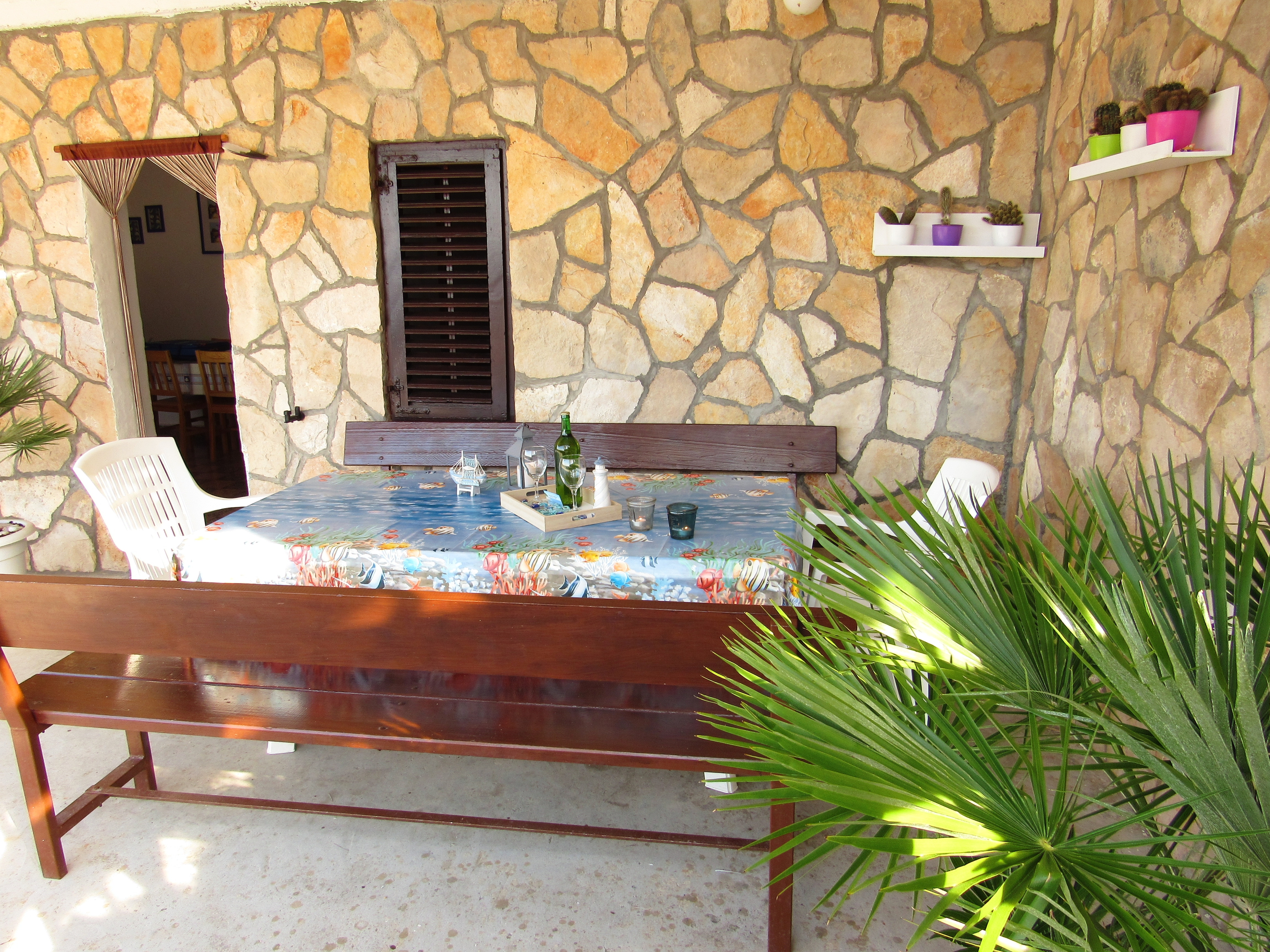 Three bedroom apartment near beach Cove Pobij, Hvar  A-a
