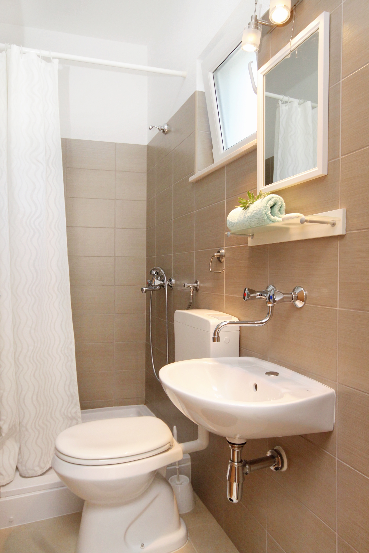 Two bedroom apartment with terrace Sumartin, Brač  A-a