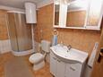 Bathroom Sutivan, Bathroom in the apartment, WiFi.