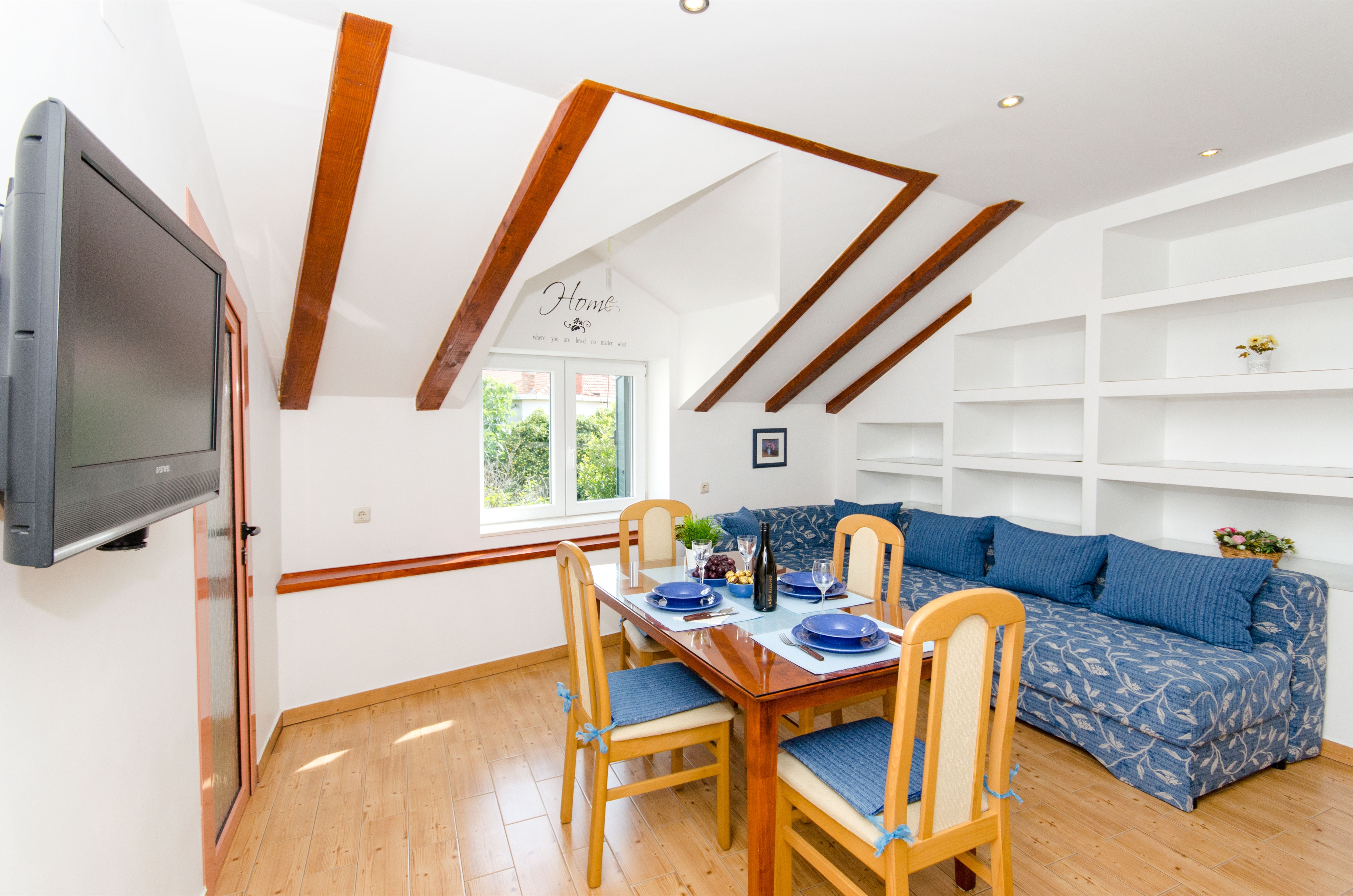 Jednosobni apartman s klimom Supetar, Brač  A-b
