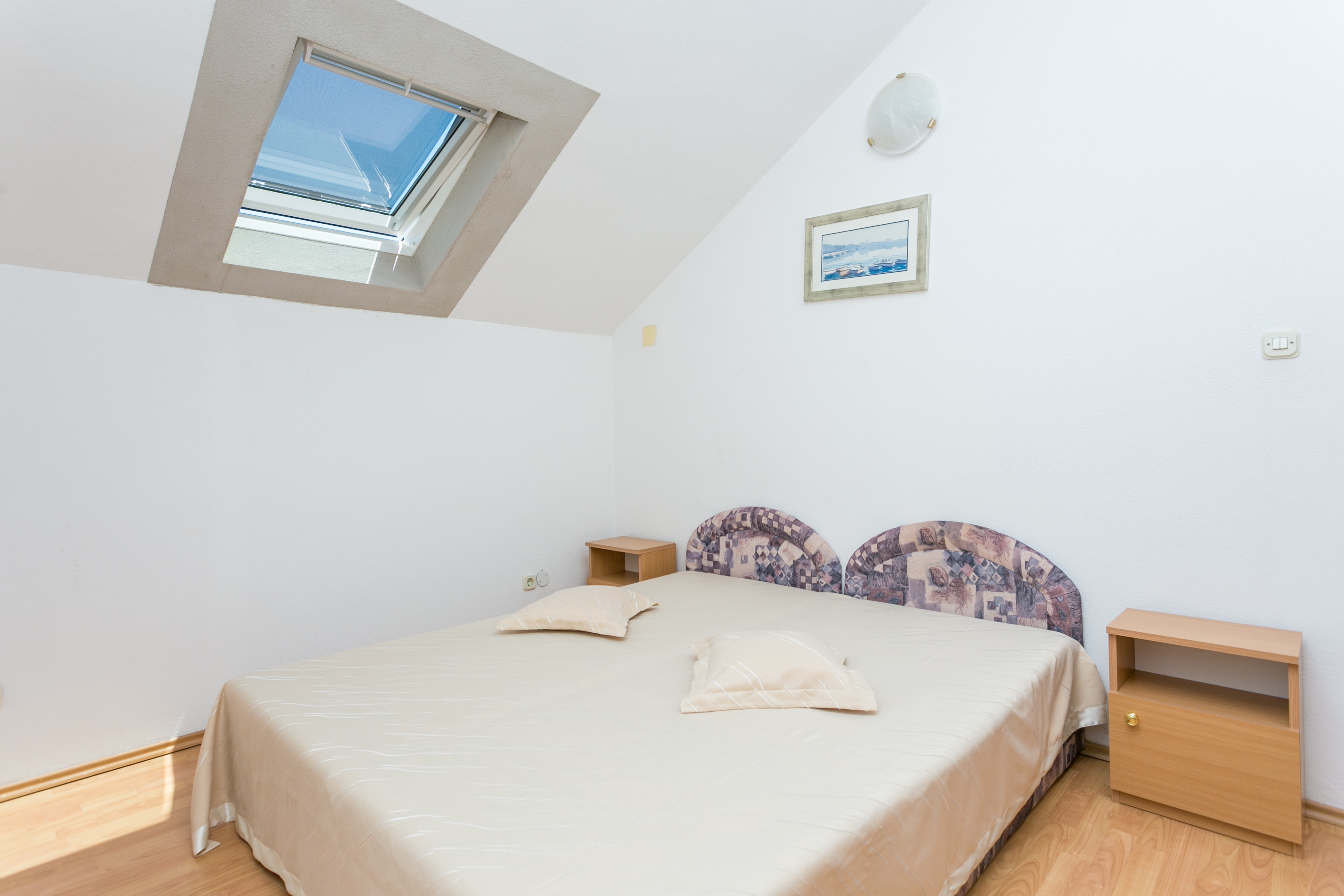Two bedroom apartment with terrace and sea view Supetar, Brač  A-a
