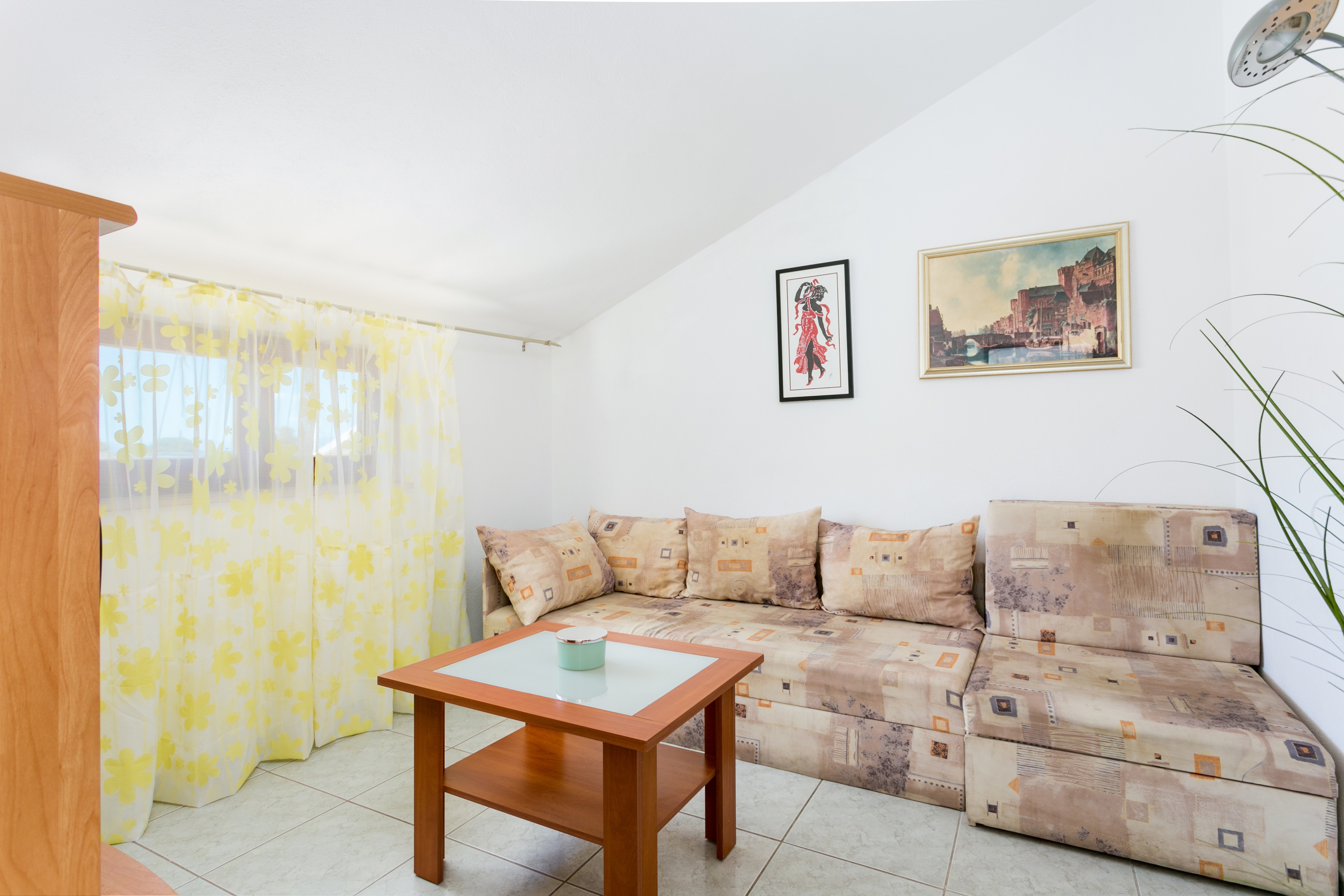 Two bedroom apartment with terrace and sea view Supetar, Brač (A-5658-a) Two bedroom apartment with terrace and sea view Supetar, Brač (A-5658-a)