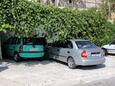 Parking lot Postira, Brač, Parking lot 5659 - Apartments with pebble beach.