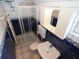 Bathroom Sućuraj, Bathroom in the apartment, WiFi.
