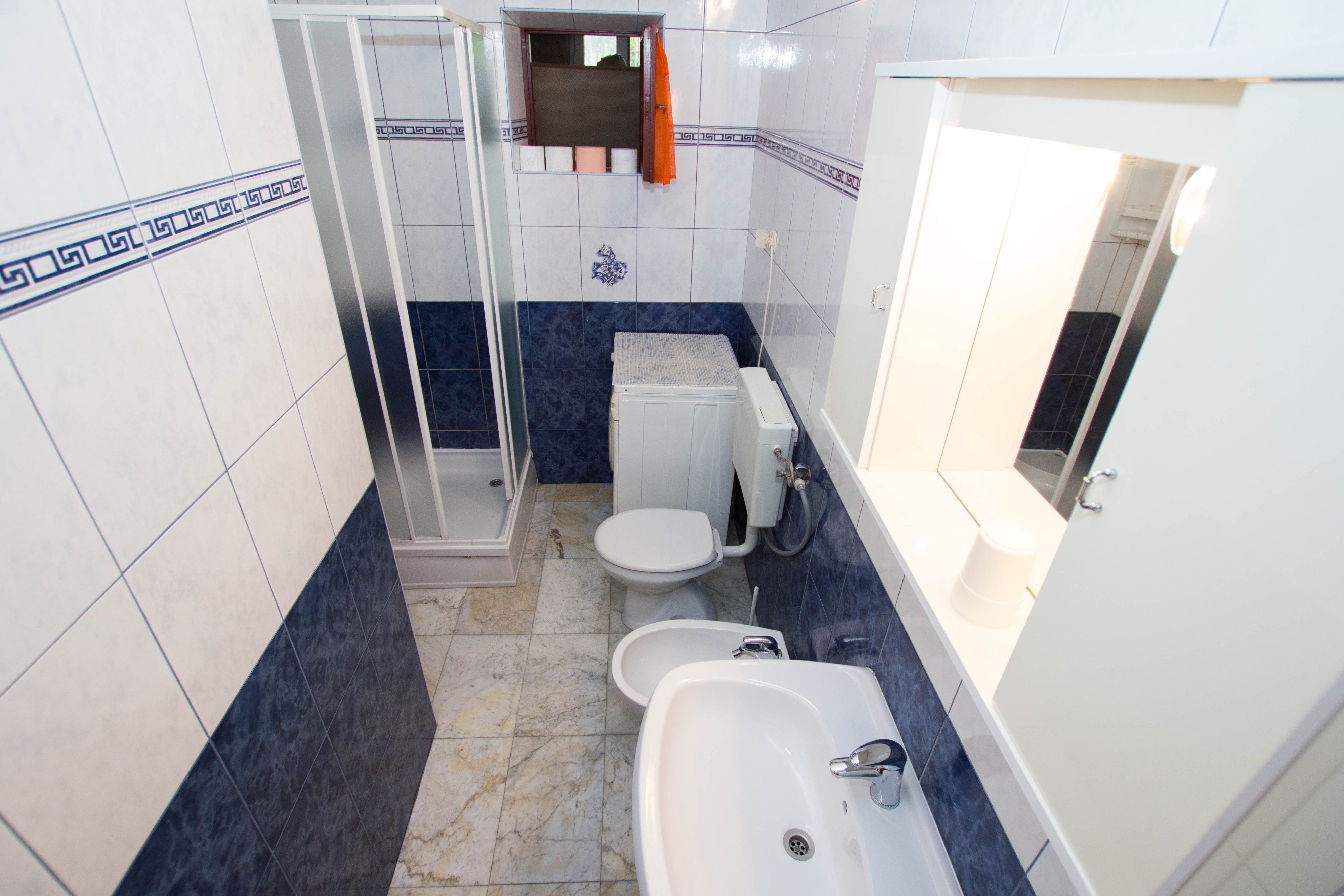 One bedroom apartment near beach Sućuraj, Hvar  A-c