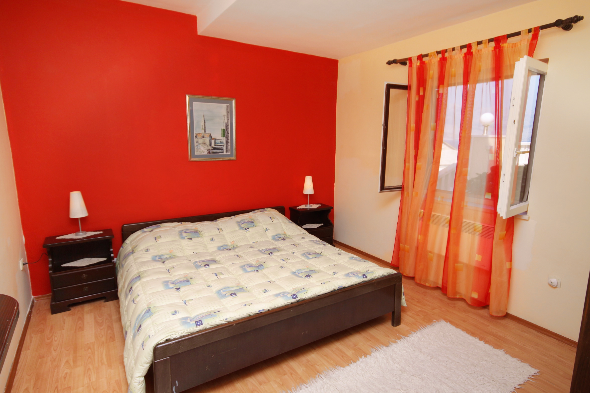 Four bedroom house with terrace and sea view Postira, Brač  K