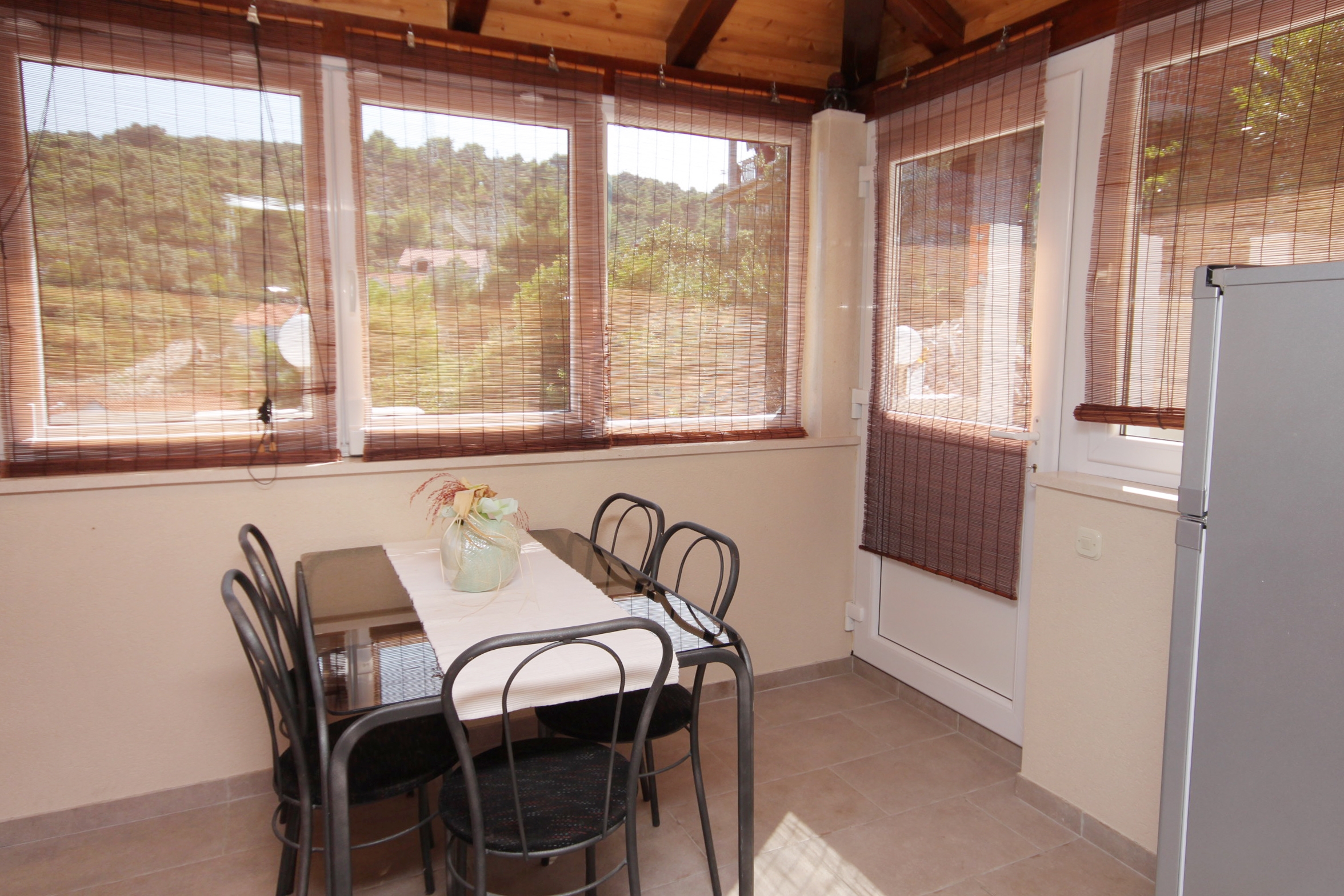 Four bedroom house with terrace and sea view Postira, Brač  K