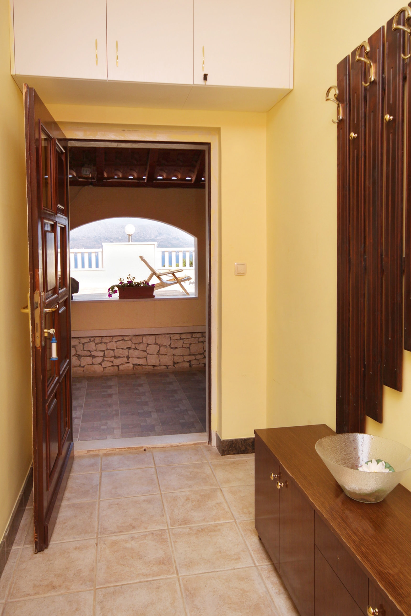 Four bedroom house with terrace and sea view Postira, Brač  K