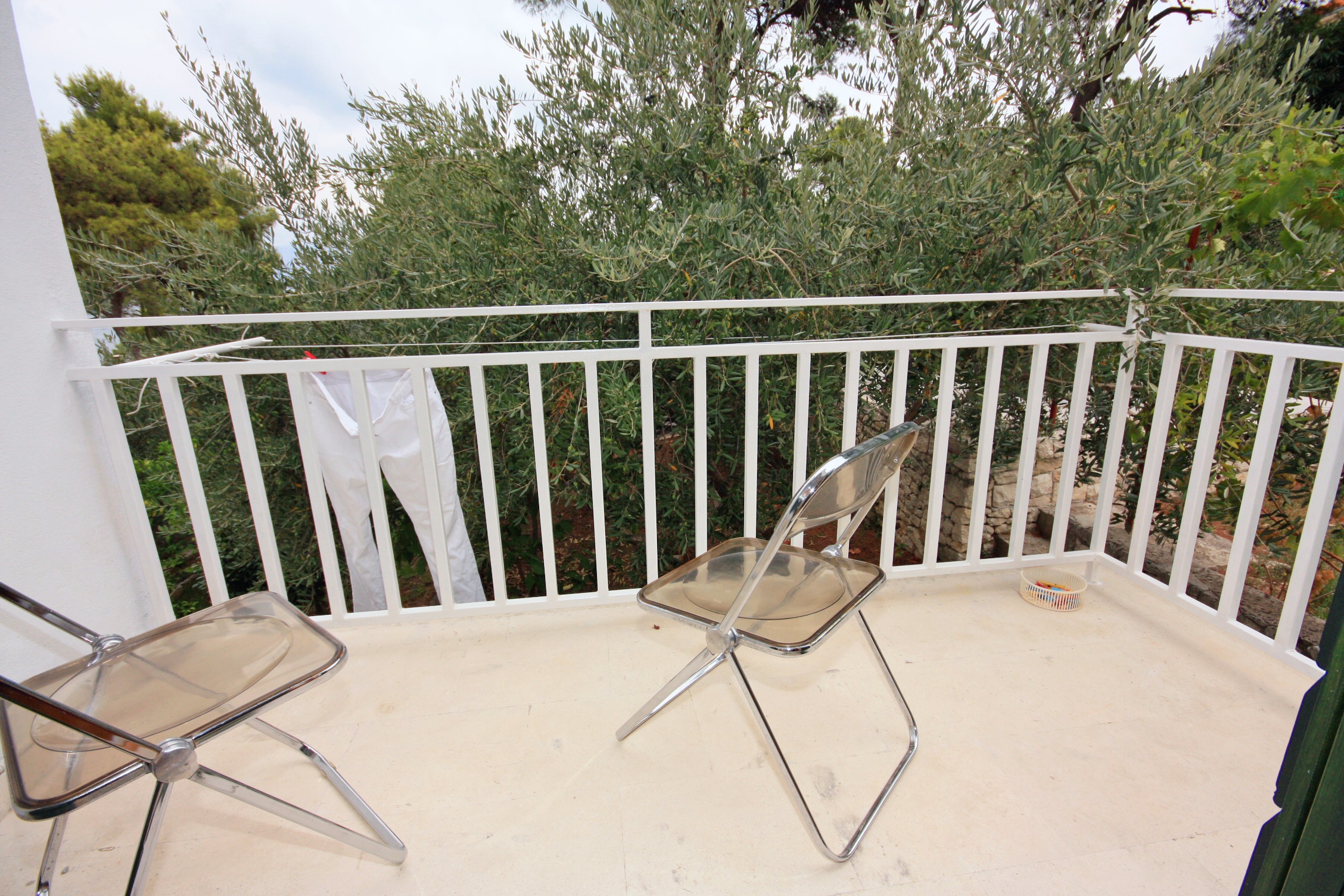 Three bedroom house with terrace and sea view Splitska, Brač  K