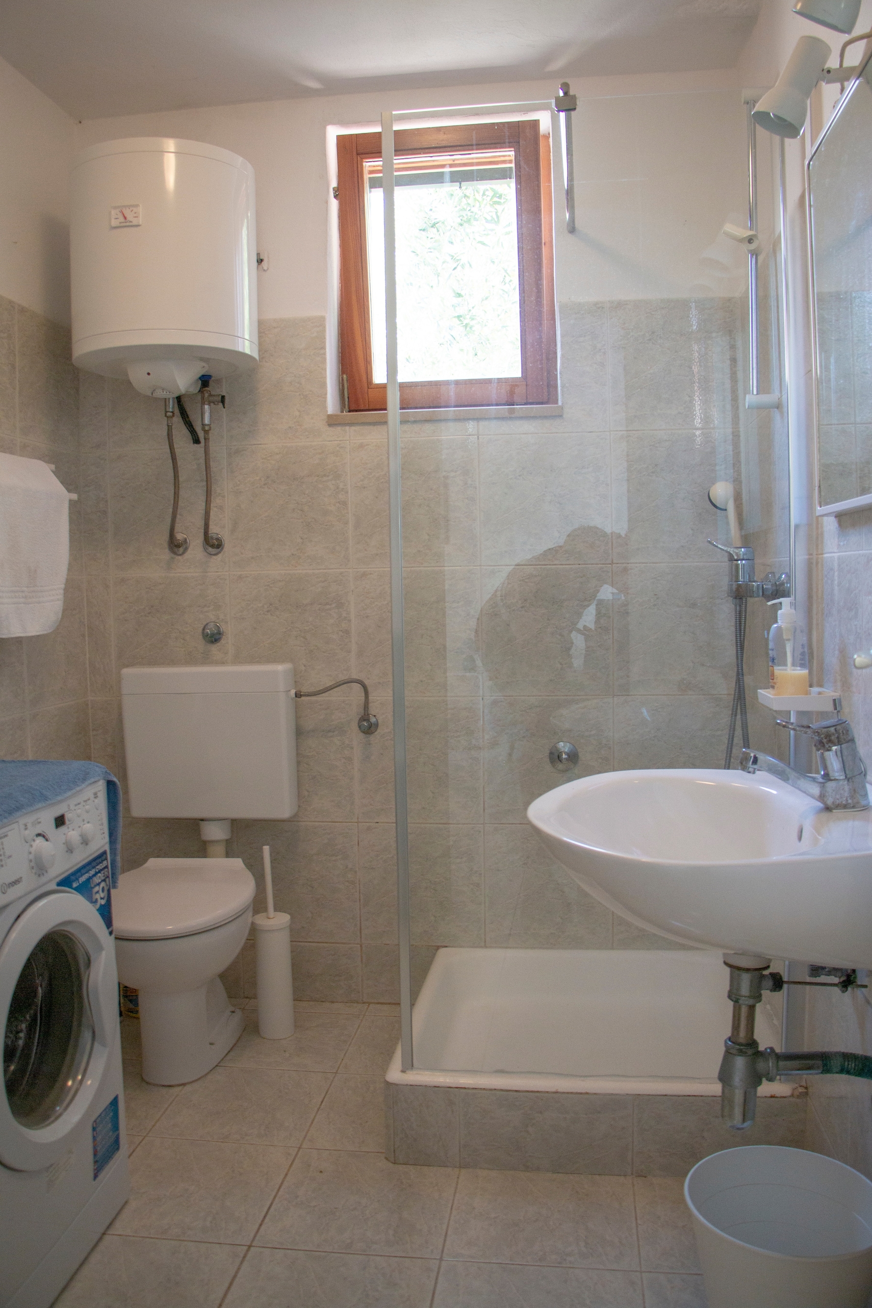 Three bedroom house with terrace and sea view Splitska, Brač  K