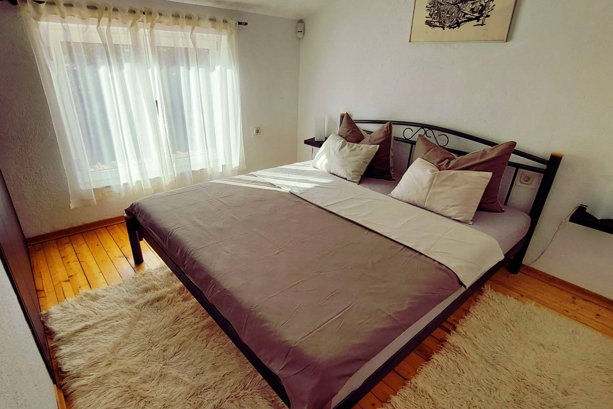 Three bedroom house with terrace and sea view Škrip, Brač  K