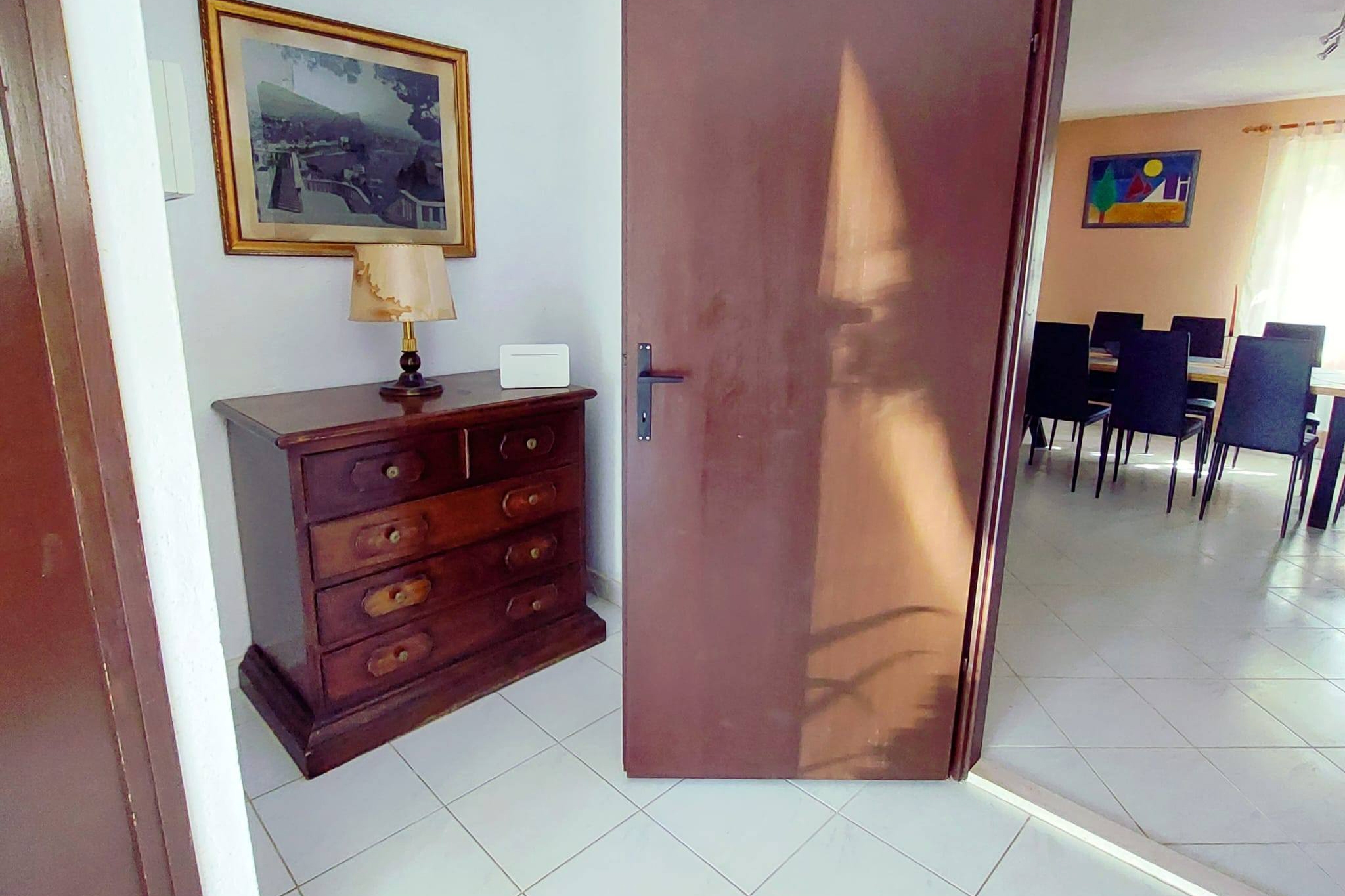 Three bedroom house with terrace and sea view Škrip, Brač  K