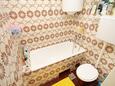Bathroom 2 Dol, Bathroom 2 in the house, dopusteni kucni ljubimci i WIFI.