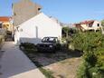 Parking lot Sućuraj, Hvar, Parking lot 5684 - Apartments near sea with pebble beach.