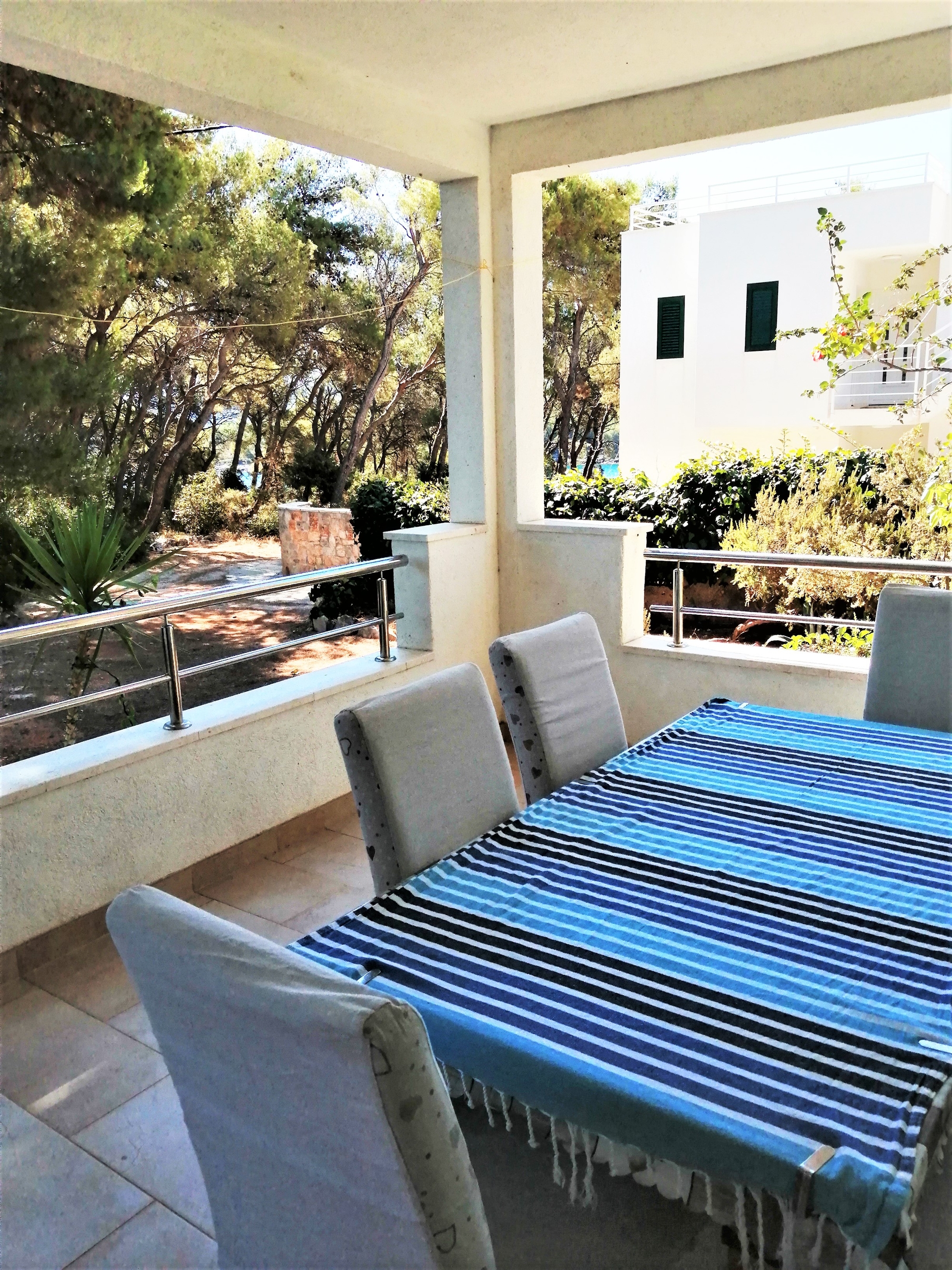 Two bedroom apartment with terrace and sea view Mudri Dolac, Hvar  A-a