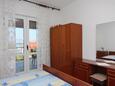 Jelsa, Bedroom 2 in the apartment, (pet friendly) and WiFi.