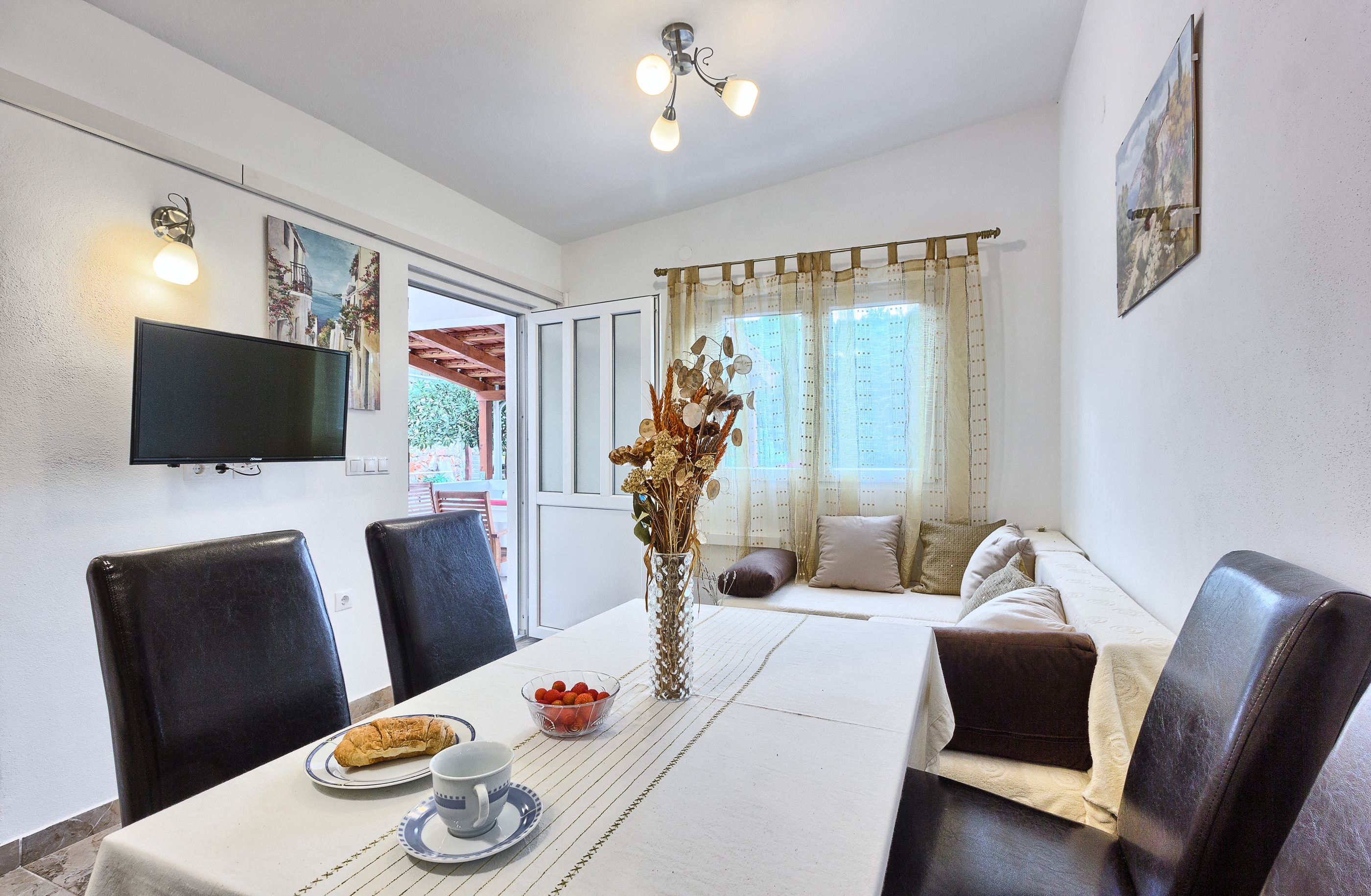 Top Hvar Basina Top Hvar Basina