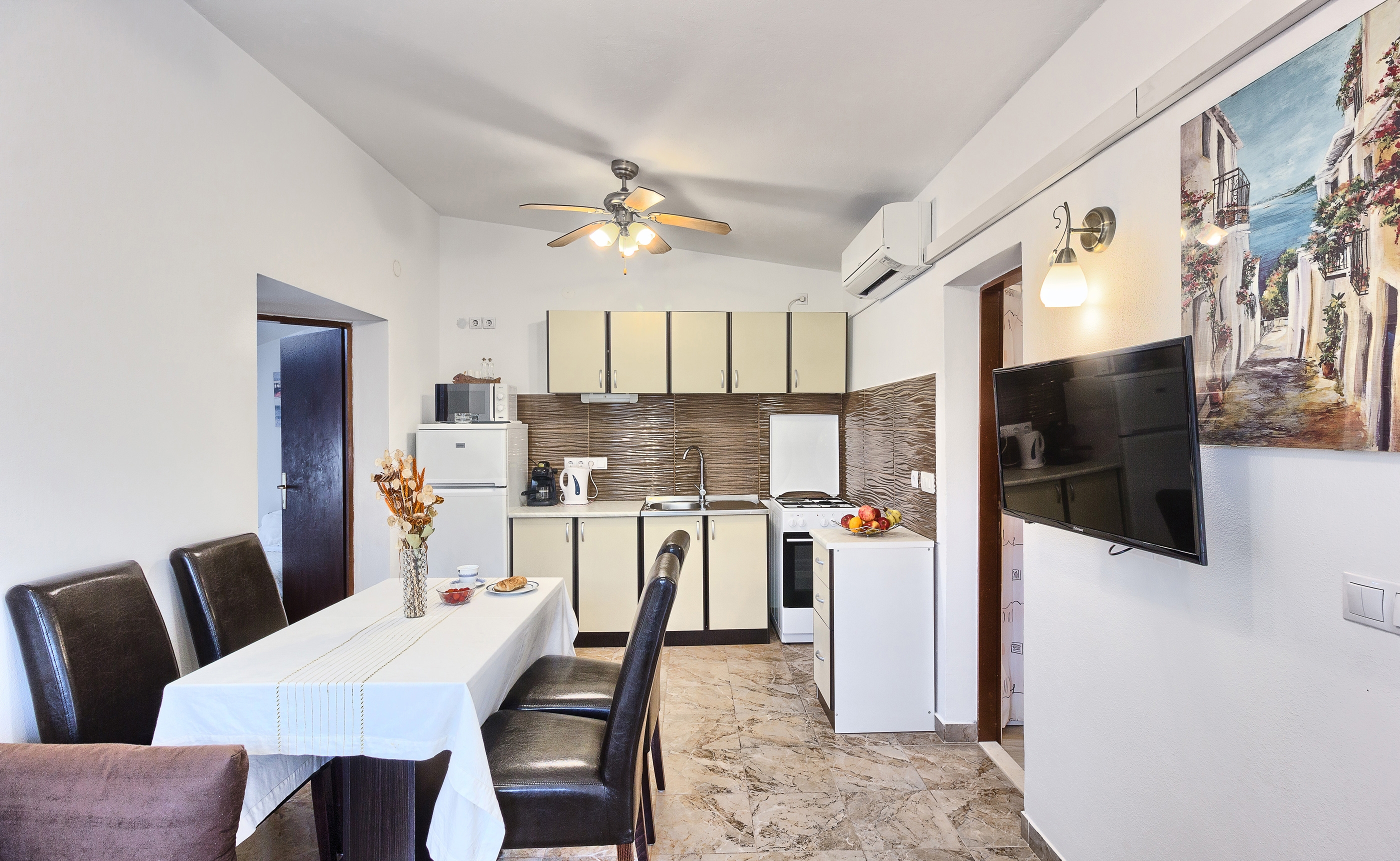 Top Hvar Basina Top Hvar Basina