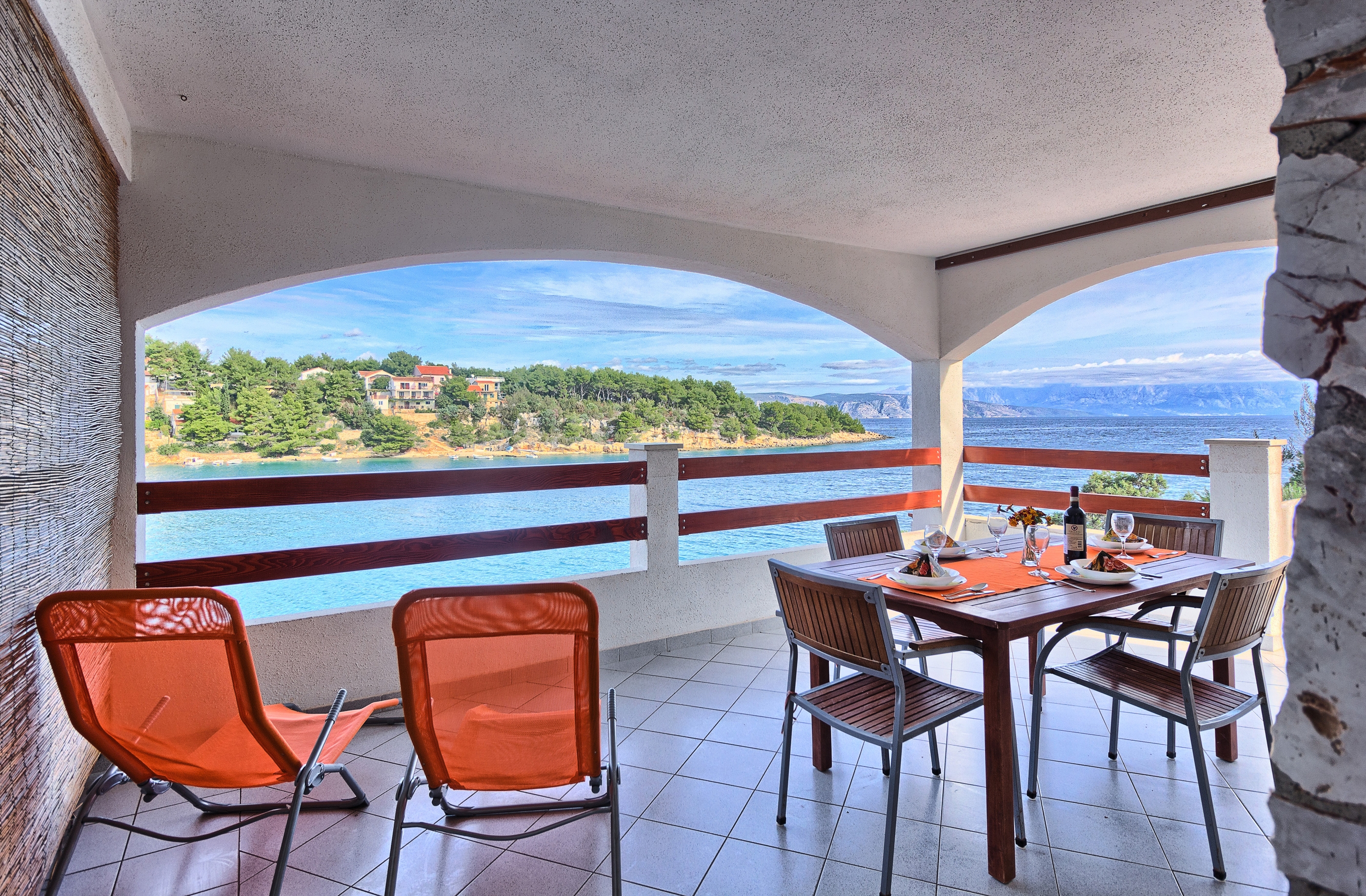 Two bedroom apartment near beach Basina, Hvar (A-5699-d) Two bedroom apartment near beach Basina, Hvar (A-5699-d)