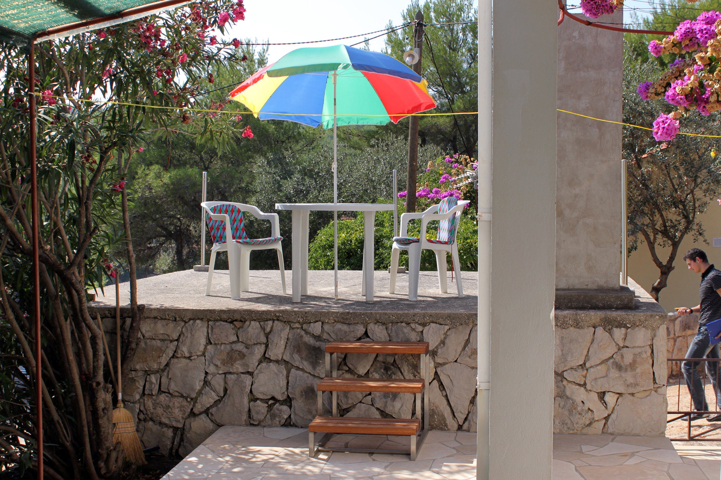 Three bedroom apartment near beach Basina, Hvar  A-a