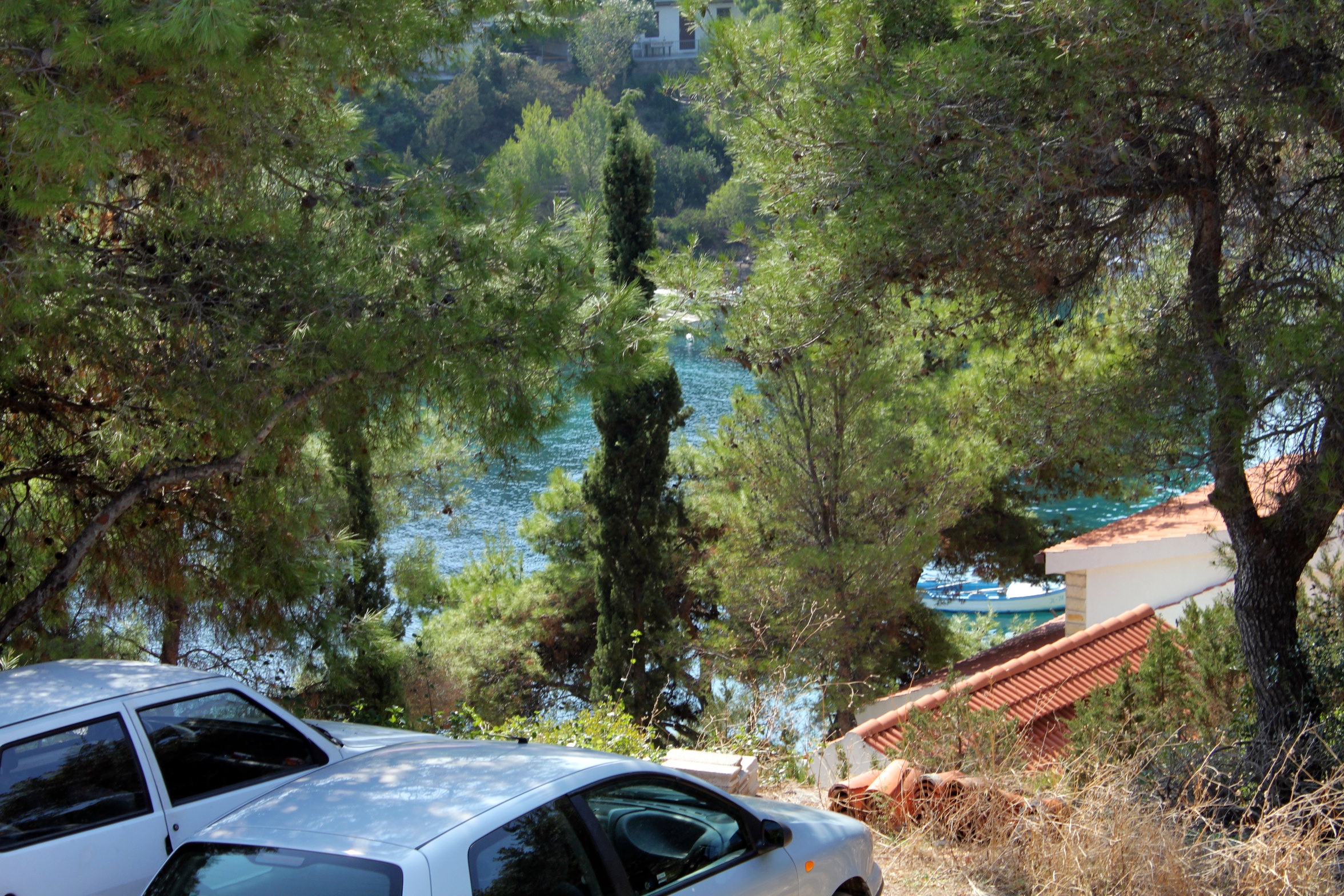 Three bedroom apartment near beach Basina, Hvar  A-a