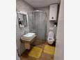 Jelsa, Bathroom in the apartment, (pet friendly) and WiFi.