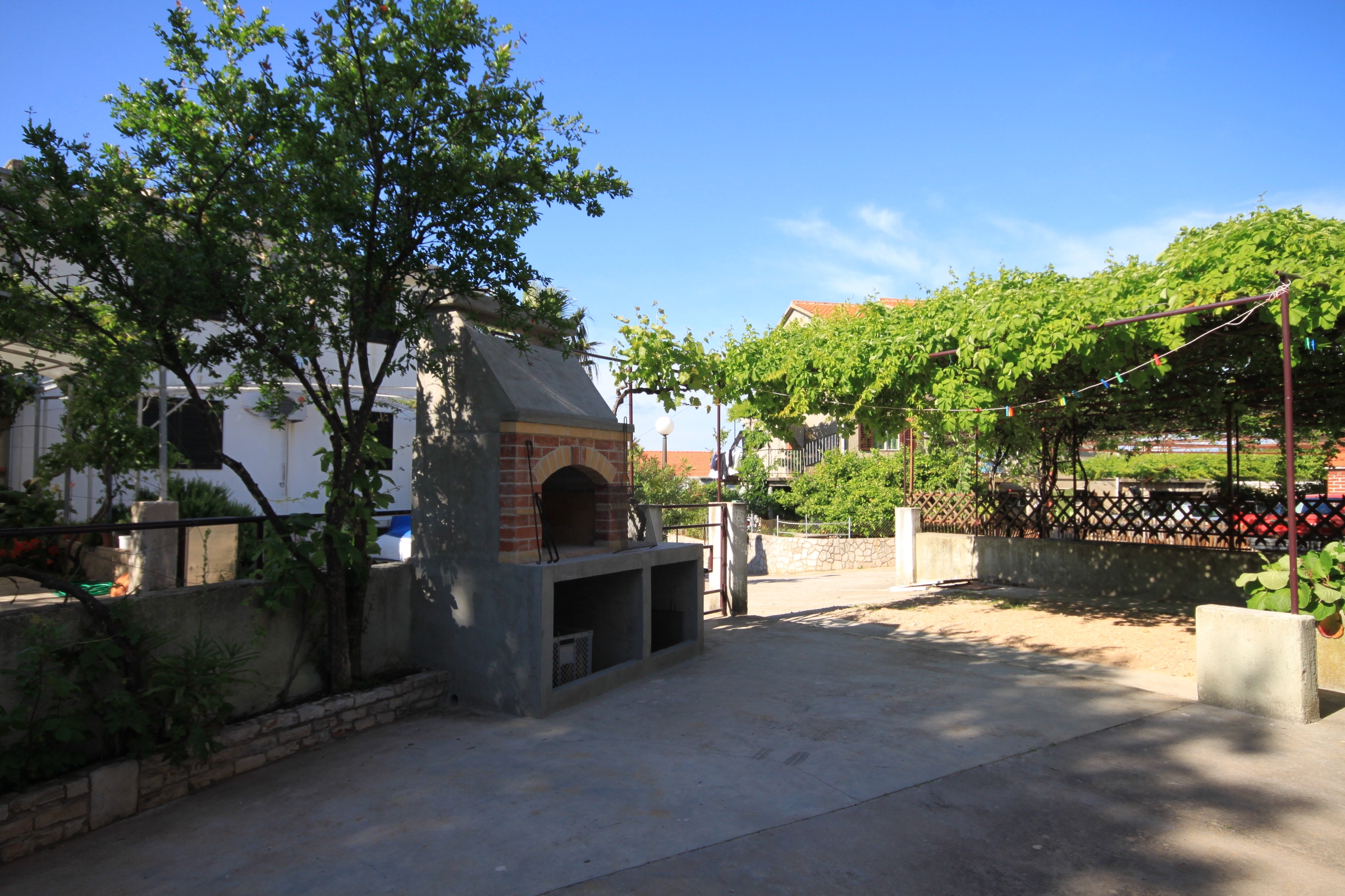 Two bedroom apartment with terrace Jelsa, Hvar  A-a