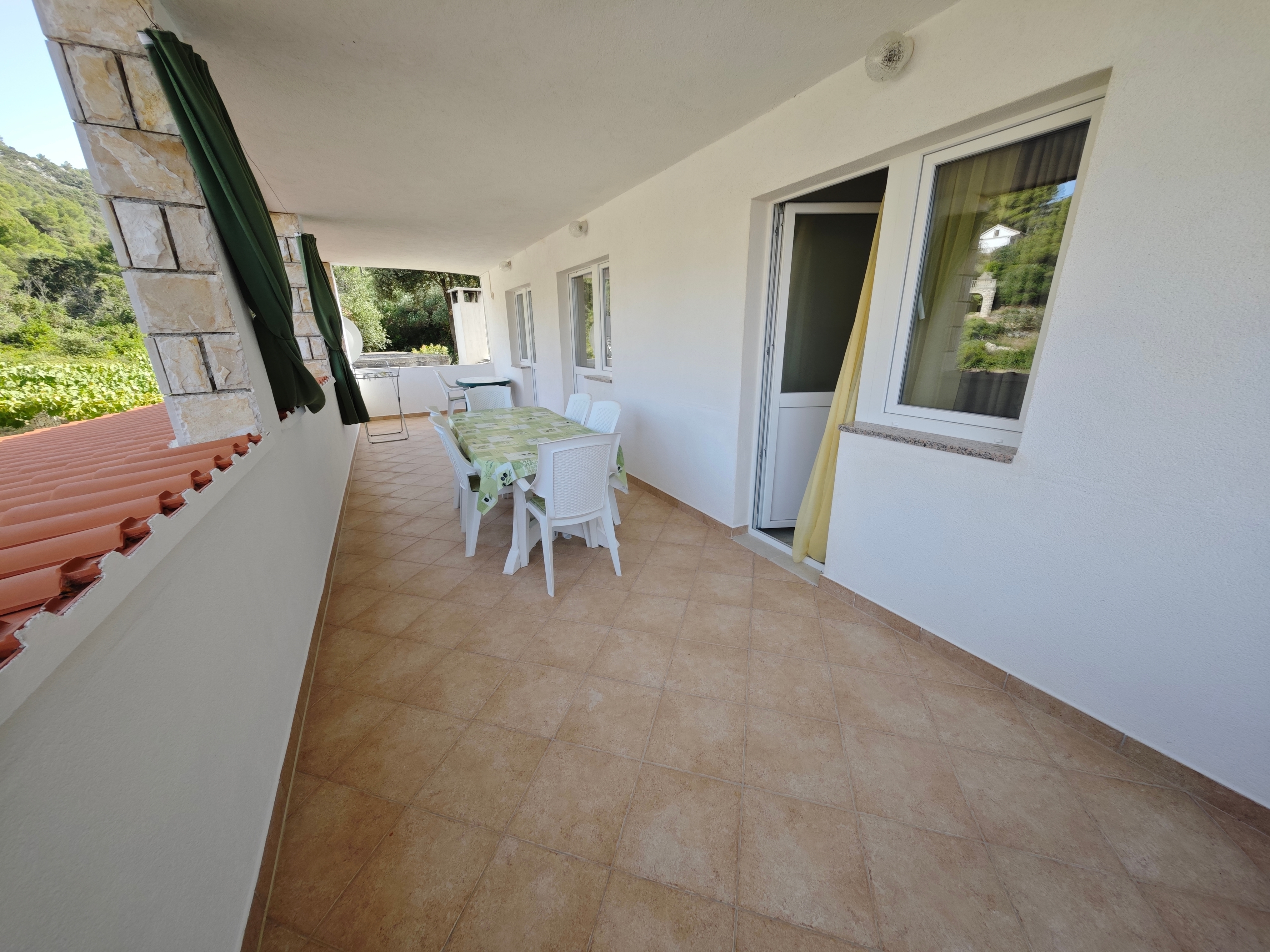 Three bedroom apartment near beach Cove Prapratna - Prapatna, Hvar  A-a