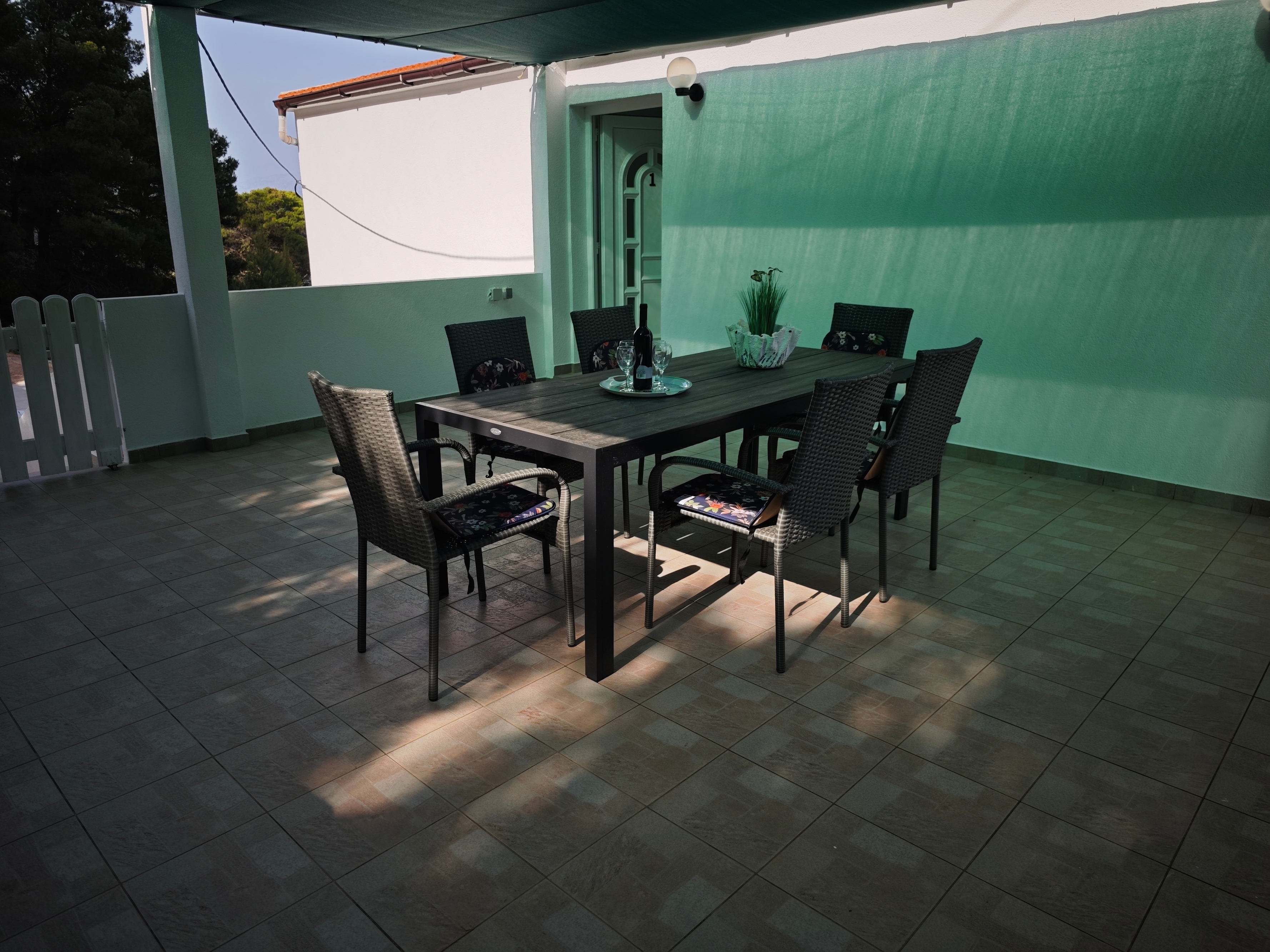 Three bedroom apartment near beach Cove Prapratna - Prapatna, Hvar  A-b