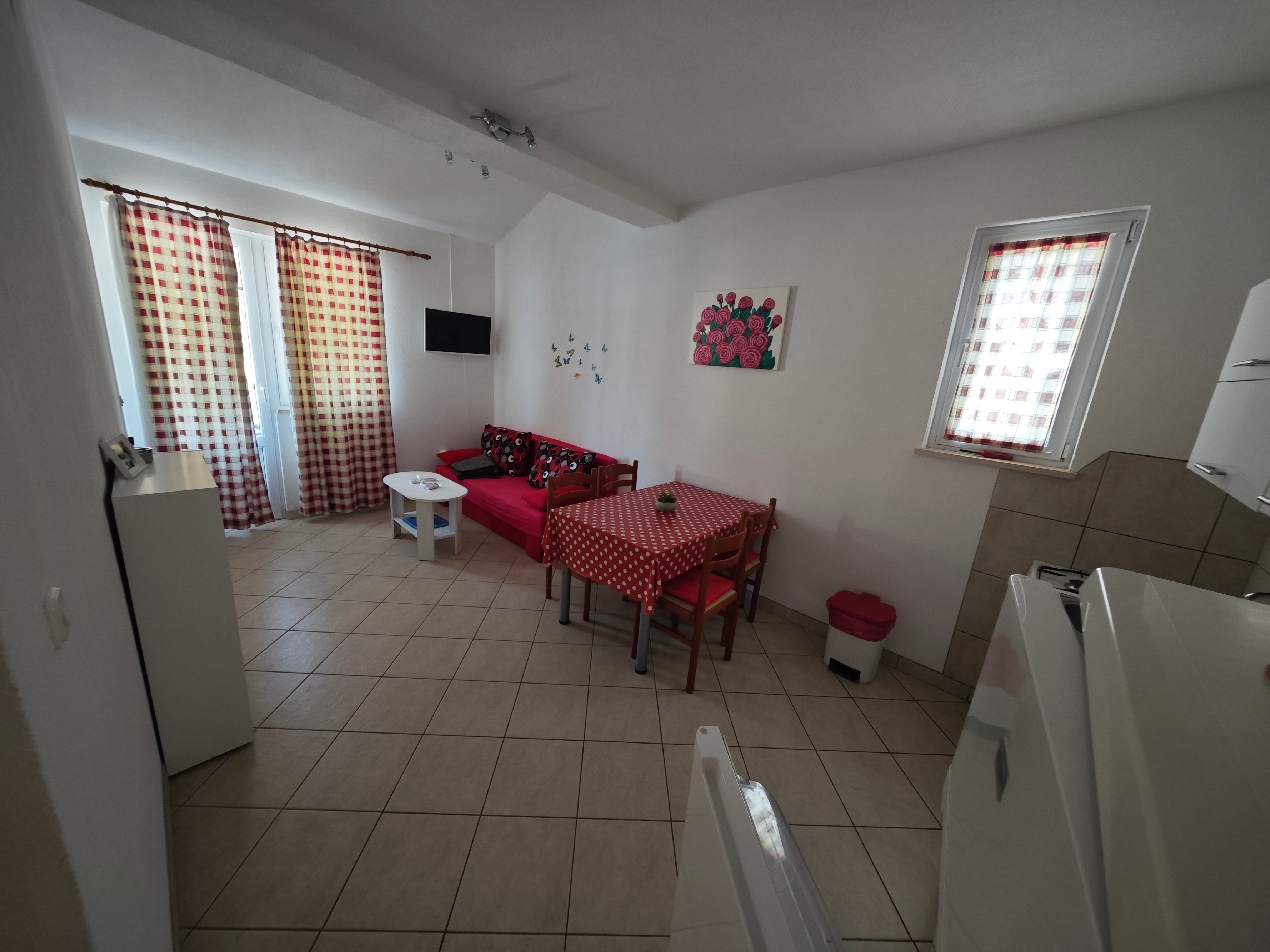 Two bedroom apartment near beach Cove Prapratna - Prapatna, Hvar (A-5704-c) Two bedroom apartment near beach Cove Prapratna - Prapatna, Hvar (A-5704-c)