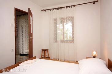 BojaniÄ bad one bedroom apartment with terrace and sea view a 5707 ... Spisebord 160 x 80
