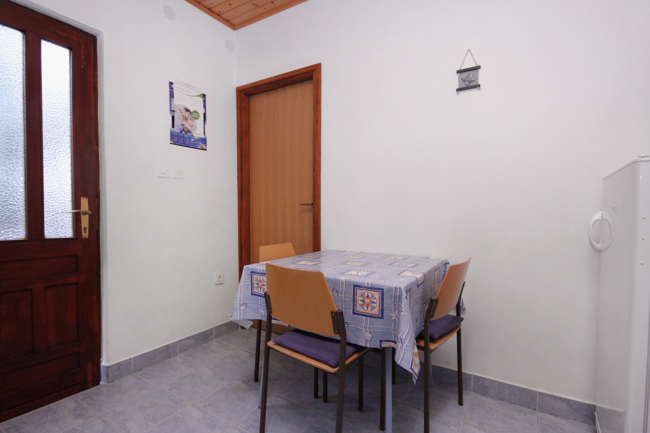 One bedroom apartment near beach Cove Pobij, Hvar (A-5712-c)