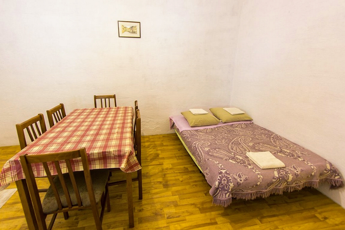 One bedroom apartment near beach Cove Skozanje, Hvar (A-5713-b)