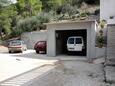 Parking lot Bristova, Hvar, Parking lot 5716 - Apartments near sea with pebble beach.