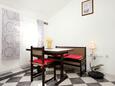 Dining room Korčula, Dining room in the apartment, air condition available, (pet friendly) and WiFi.