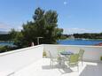 Terrace Korčula, Terrace in the apartment, with a sea view, (pet friendly) and WiFi.