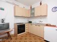 Kuchyně Jelsa, Kuchyně v ubytování typu apartment, s klimatizací a WiFi.
