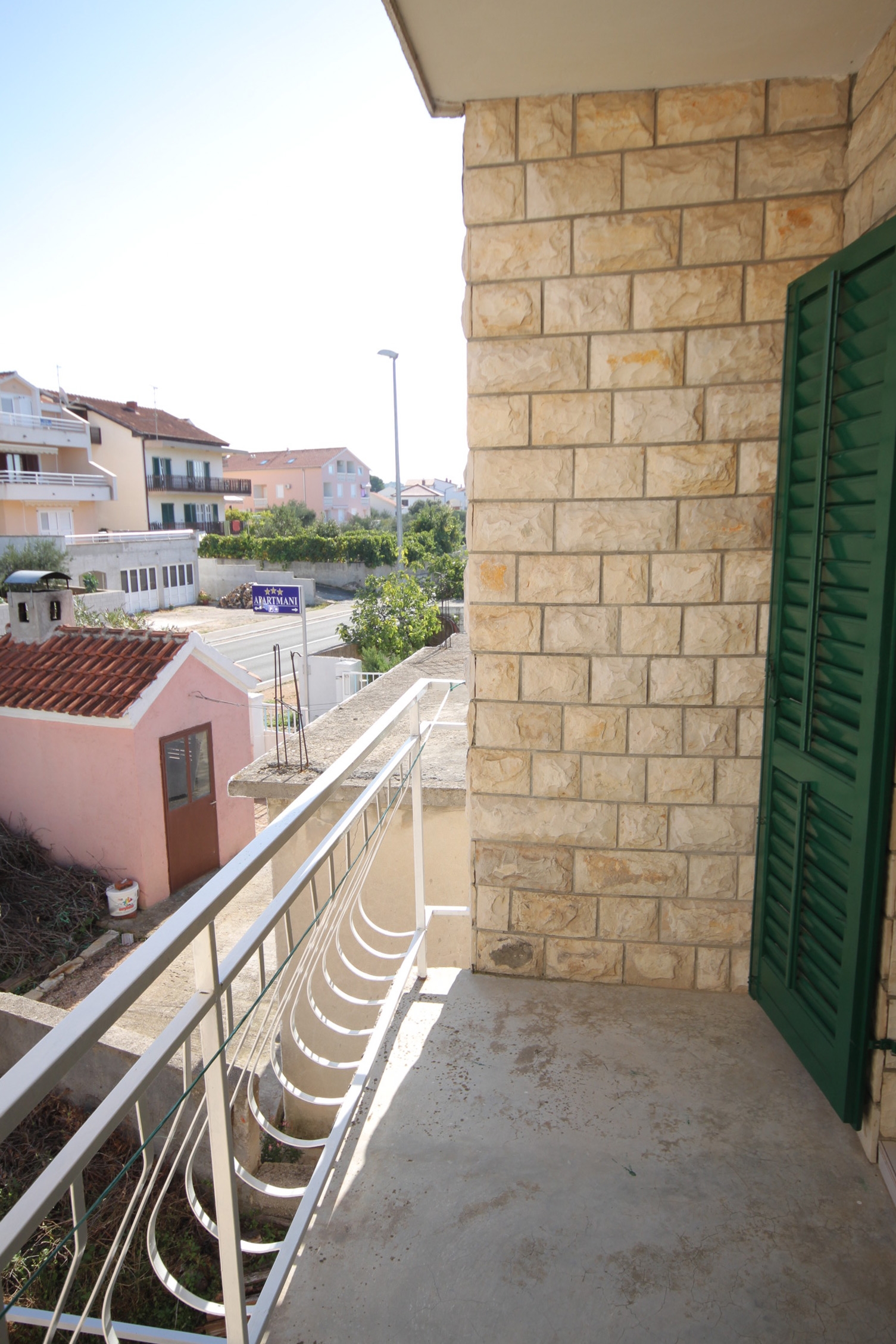 Comfortable and spacious apartment with terrace and sea view Brodarica, Šibenik  A-a