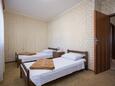 Dormitorio 5 Brodarica, Dormitorio 5 in the apartment, (pet friendly) y WiFi.