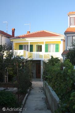 Property Turanj, Biograd, Property 5740 - Apartments near sea with pebble beach.