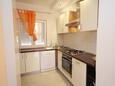 Srima - Vodice, Kitchen in the apartment, WiFi.