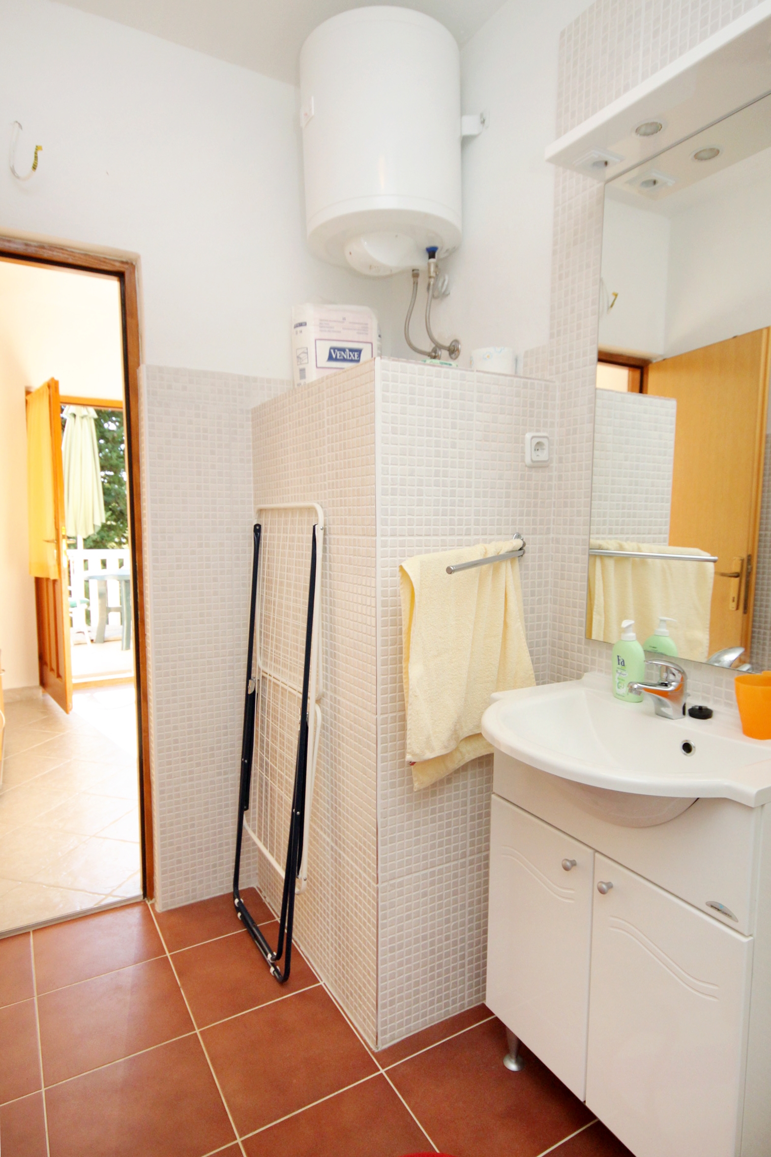 Studio flat with terrace Sabunike, Zadar  AS-b